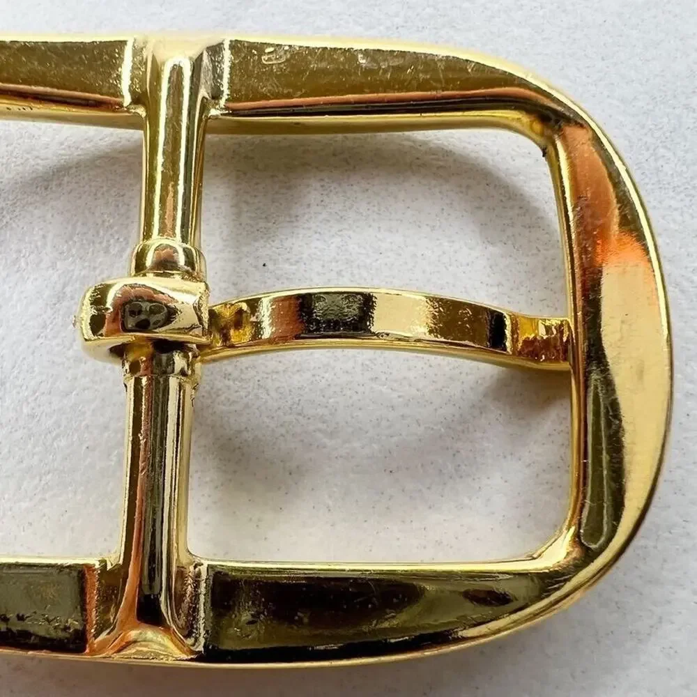 Vintage Gold Tone Simple Basic Belt Buckle for up to 1 Inch Belt
